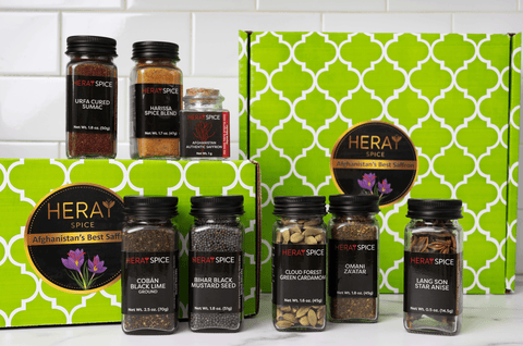 Global Village Gift Set Worldly Spice Wonders (1 Gram Saffron + 7 Other Single Origin Spices) - Heray Spice